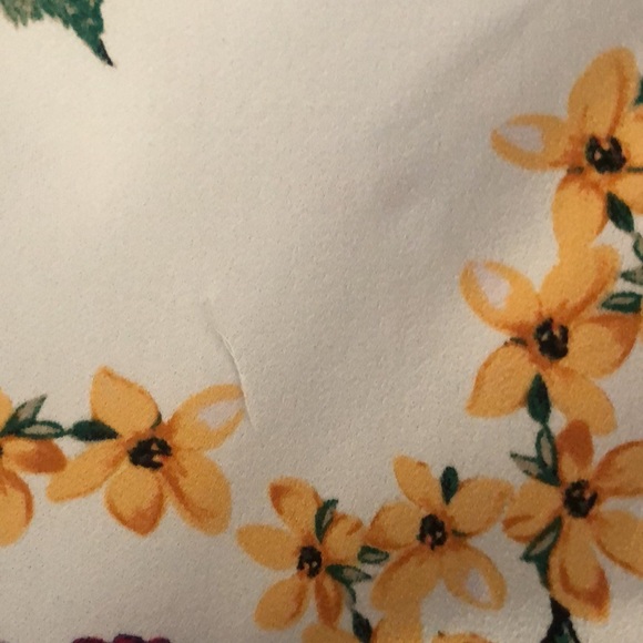 New York and Company Shirt - Picture 4 of 4